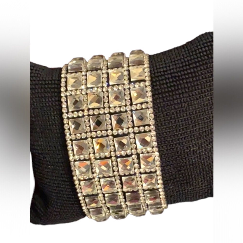 - Amazing bracelet - Picture 1 of 5